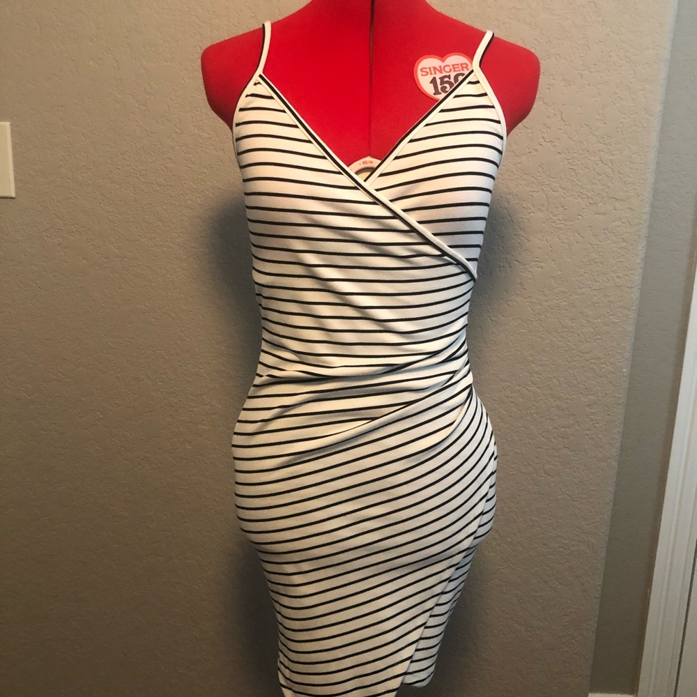 Bodycon striped asymmetrical dress